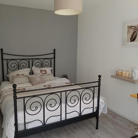 2 Chambres D'Hotes Au Calme Proche Centre Ville Mont-de-Marsan Bagian luar foto
