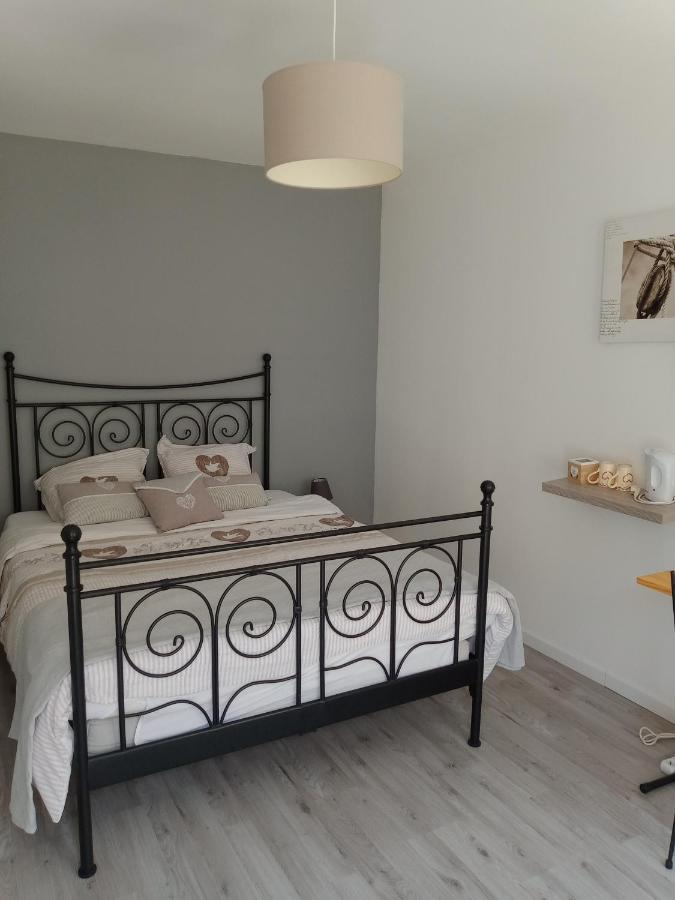 2 Chambres D'Hotes Au Calme Proche Centre Ville Mont-de-Marsan Bagian luar foto